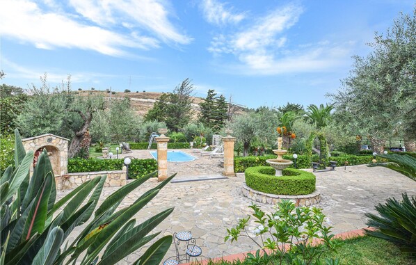 Pool - 3 bedroom amazing home in Trabia (Trabia)