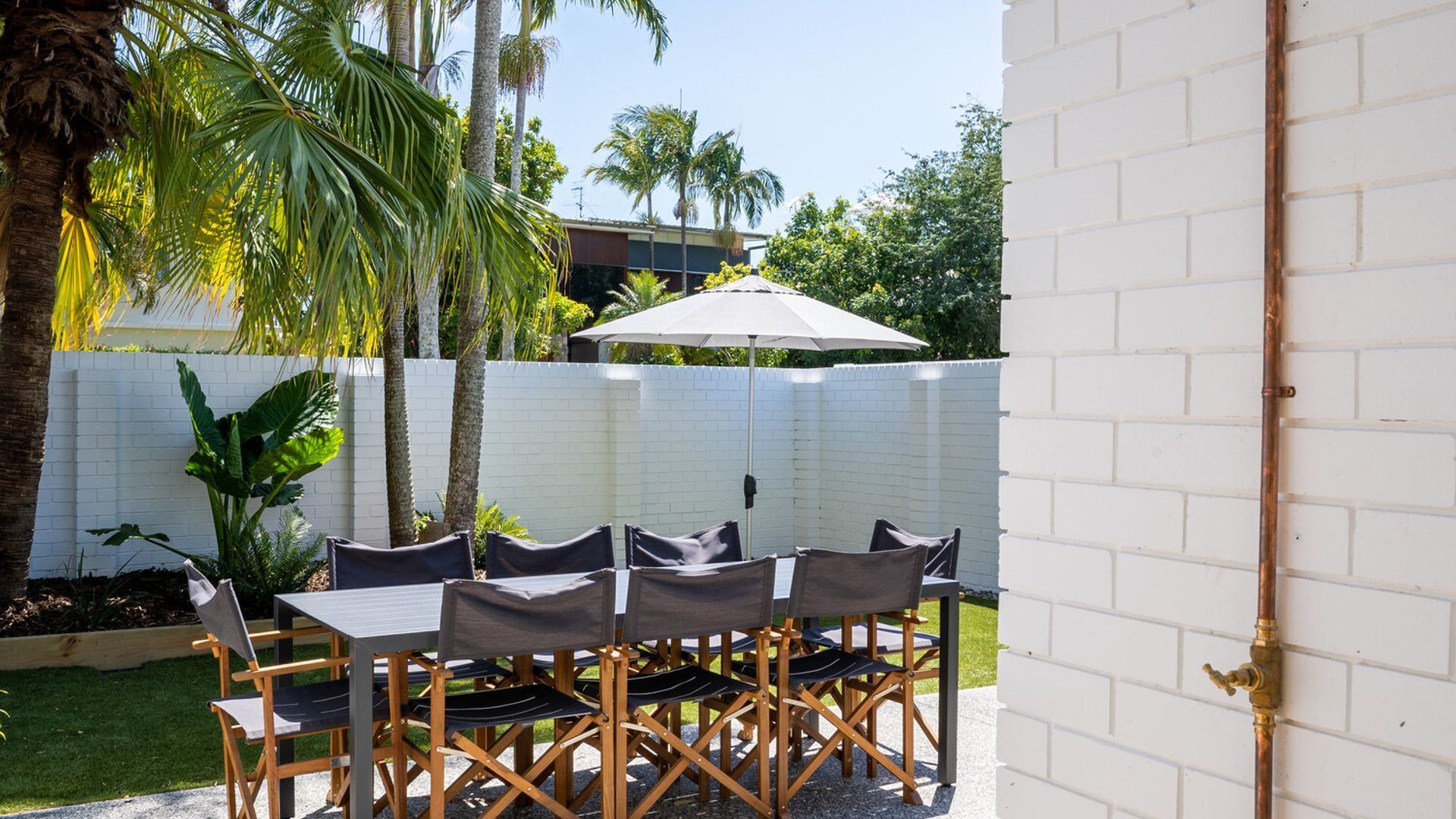 PRIVATE COURTYARD - PETS - LOCATION - AIR CON — image 19