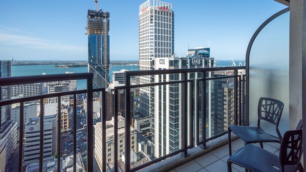 Apartment, 2 Bedrooms | Balcony view - Luxury 2 bdm in Metropolis, Outstanding Views (Auckland)