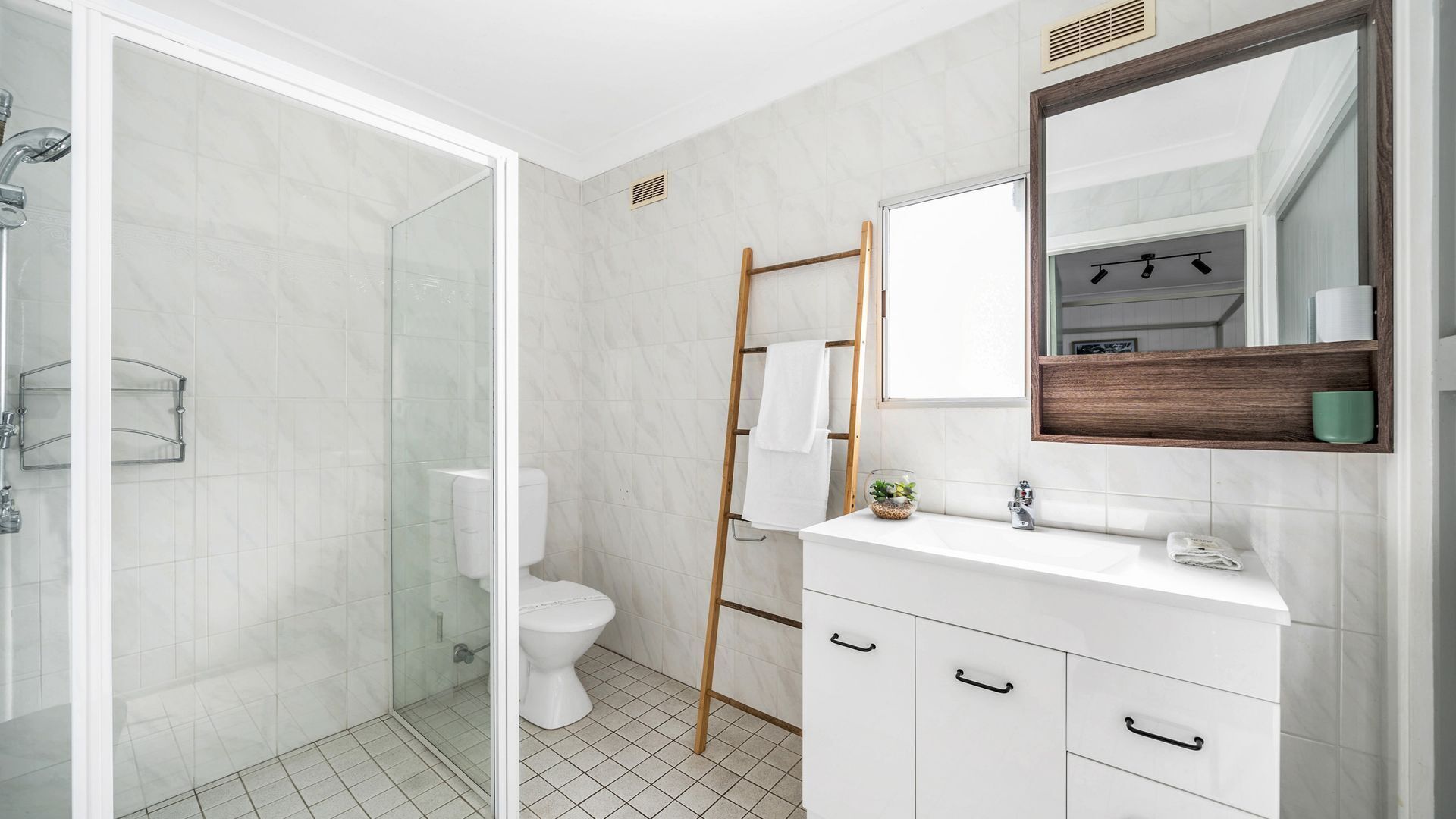 Akora House at Hyams Beach — image 3