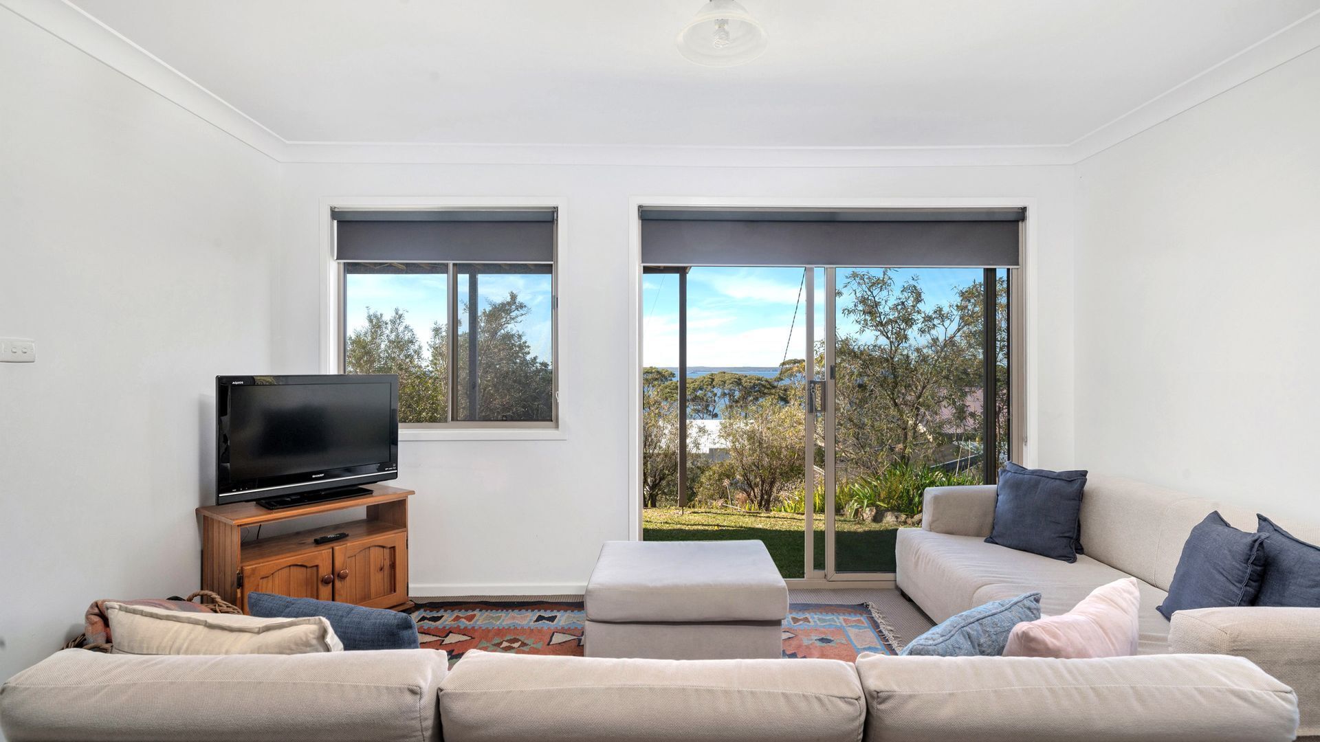 Amazing Views at Hyams Beach — image 16