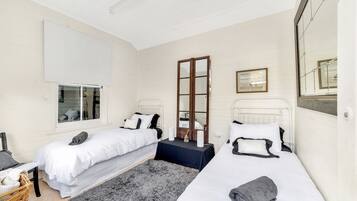 7 chambres, fer et planche Ă repasser, Wi-Fi gratuit, draps fournis