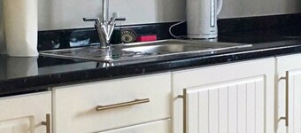 Apartment Sleeps 2 With Wood Fire