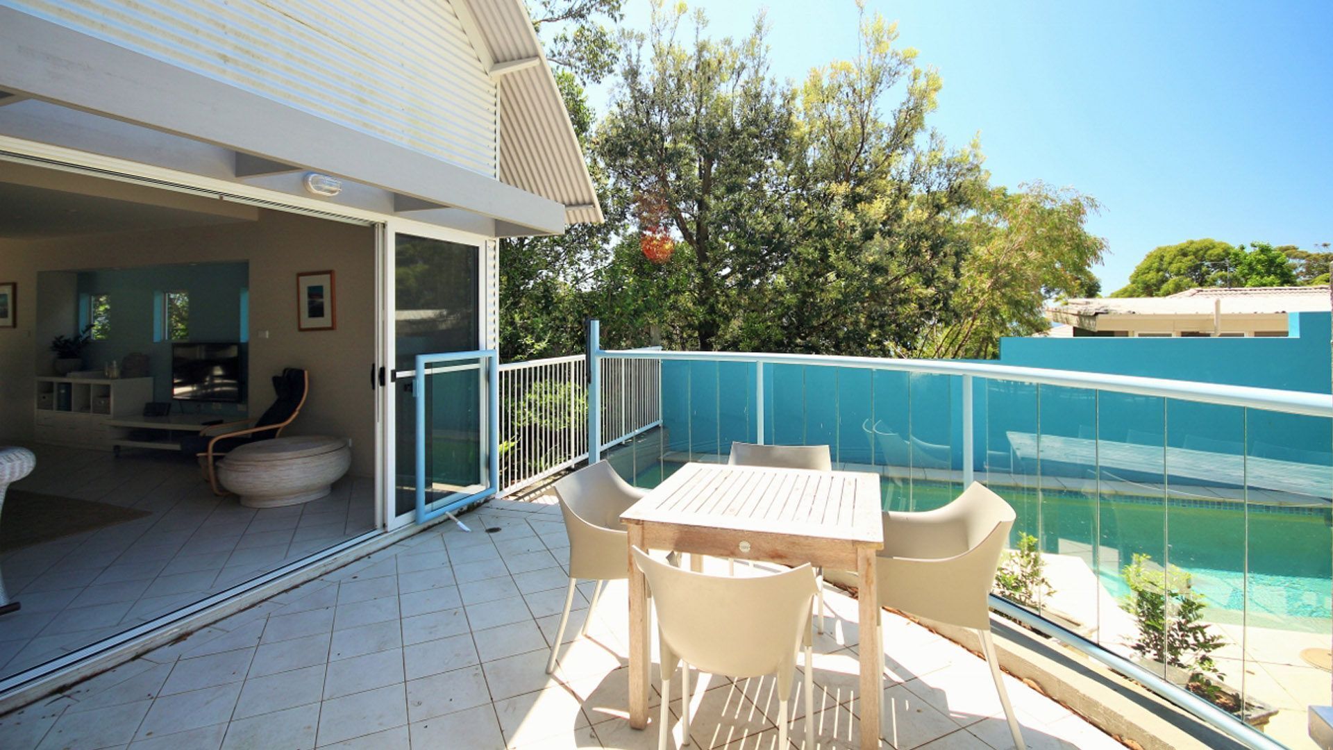 Beachdaze at Hyams Beach — image 5