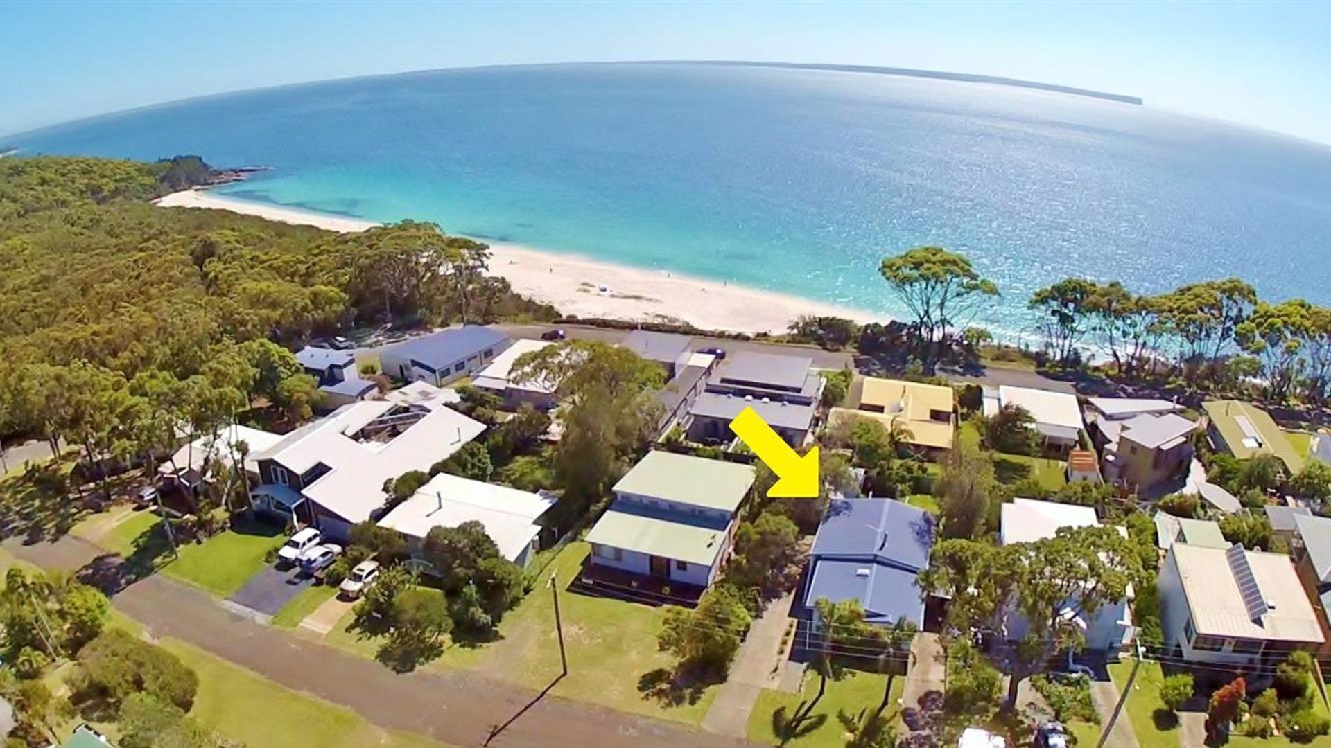 Bimbimbie at Hyams Beach - 4pm Check Out Sundays