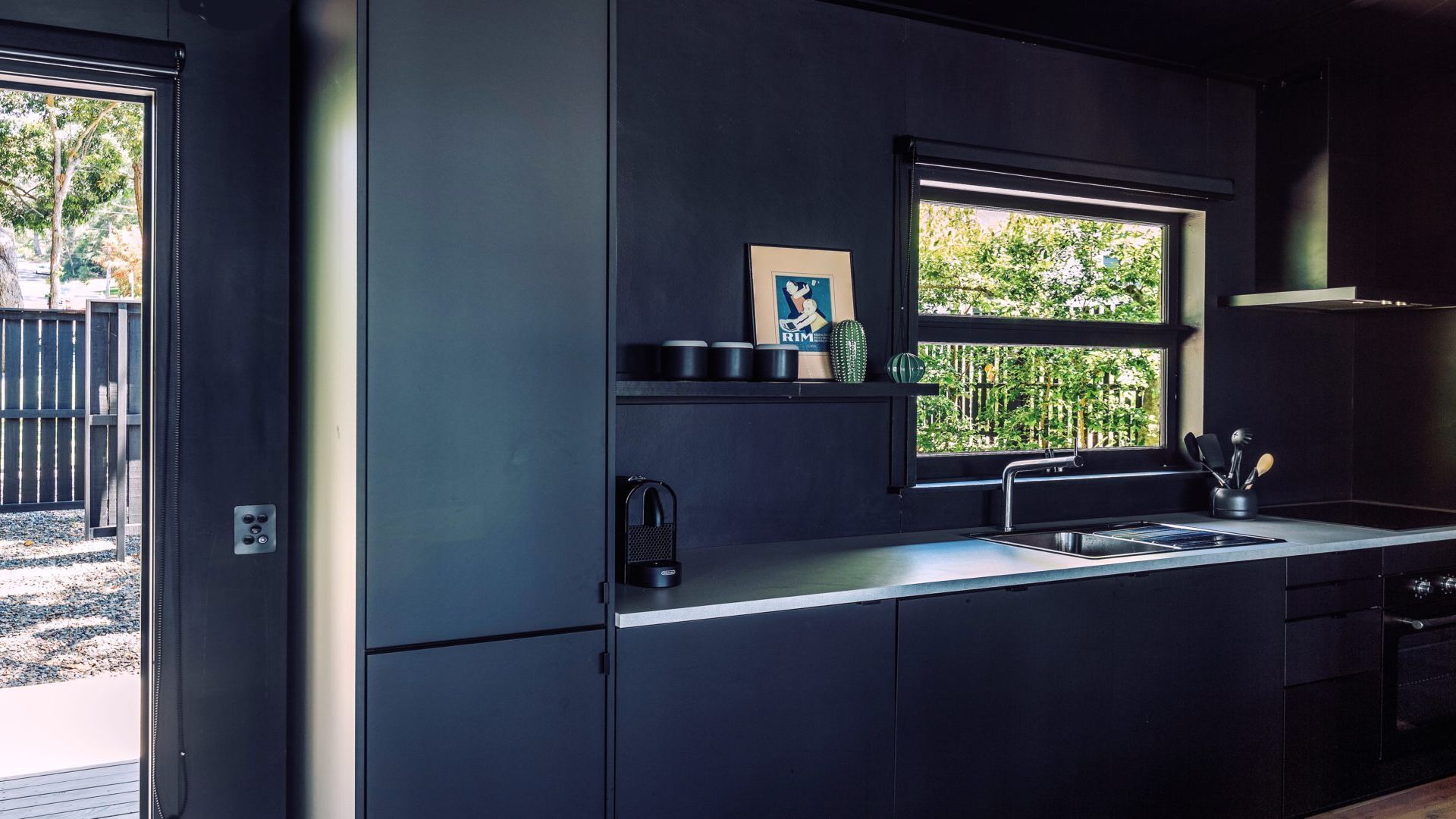 Black Shack on Hyams Beach — image 11