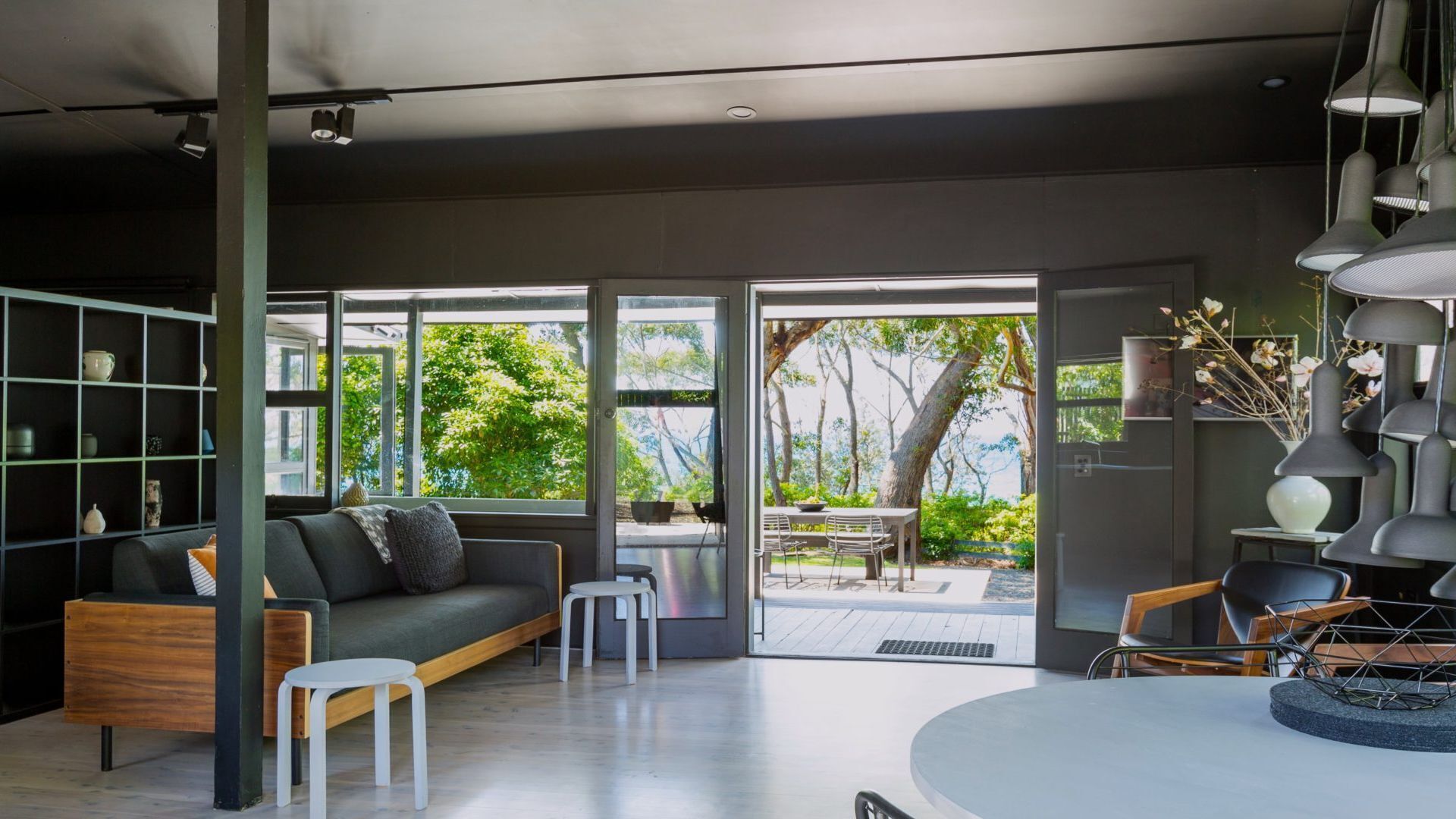 Black Shack on Hyams Beach — image 8