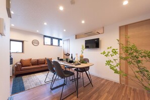 Apartment | Living area