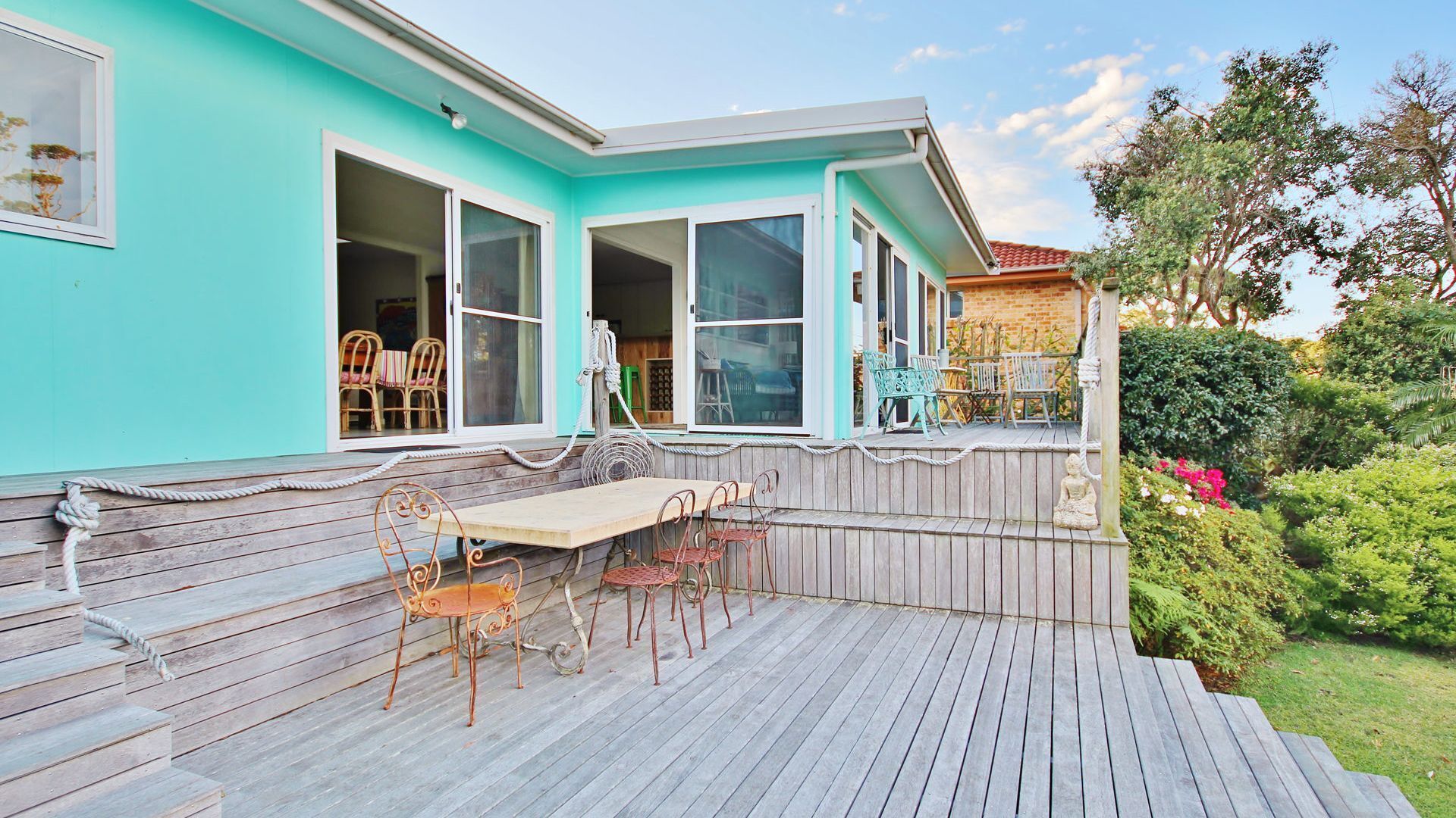 Gert by Sea at Hyams Beach - 4pm Check Out Sundays