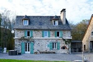 Exterior - Au nid de Caroline (ISSOR)