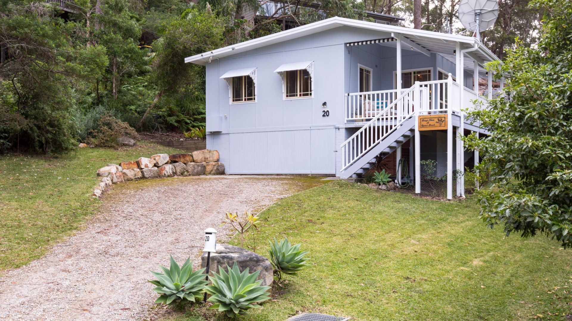 Mary's Place at Hyams - 4pm Check Out Sundays