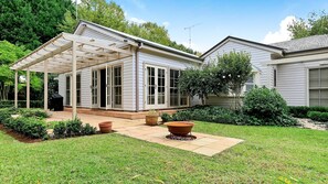 Exterior - Mirrabooka, Burrawang, Southern Highlands (Burrawang)