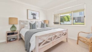 3 Schlafzimmer, Bügeleisen/Bügelbrett, Bettwäsche