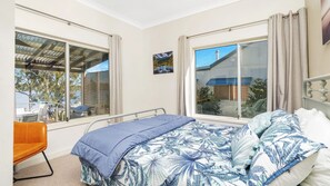 4 室のベッドルーム、アイロン / アイロン台、WiFi (無料)