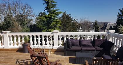 Villa Les Coteaux - 300m² - Proche Paris