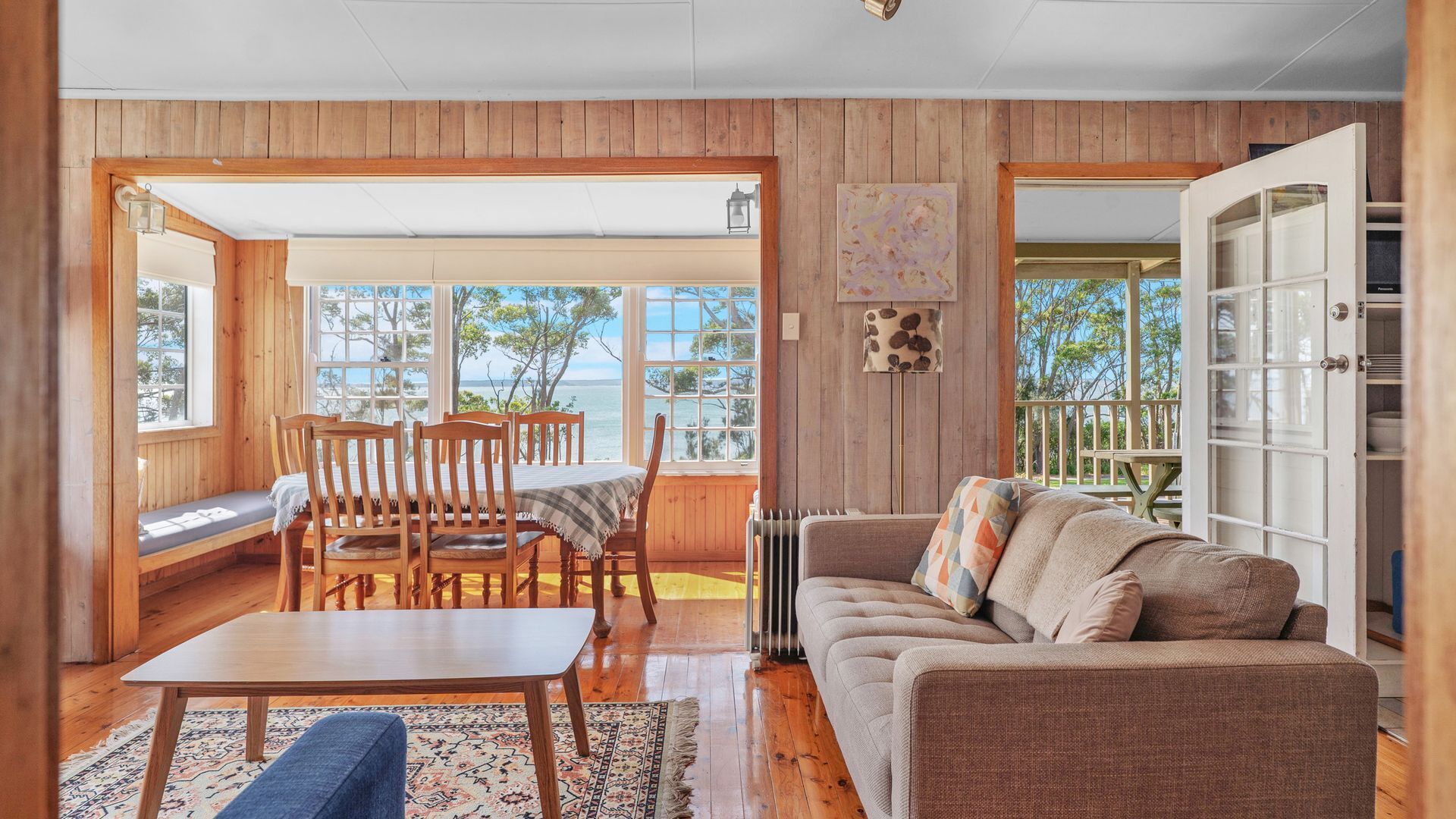 Fernseher, Netflix, Bücher, Streaming-Dienste