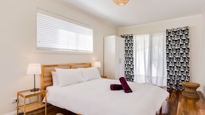 4 chambres, fer et planche à repasser, Wi-Fi gratuit, draps fournis