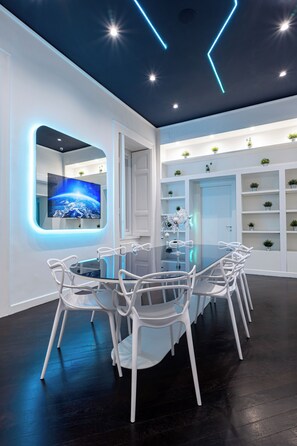 Free daily buffet breakfast - Skyhouse Duomo (Naples)