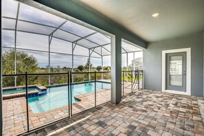 House | Pool