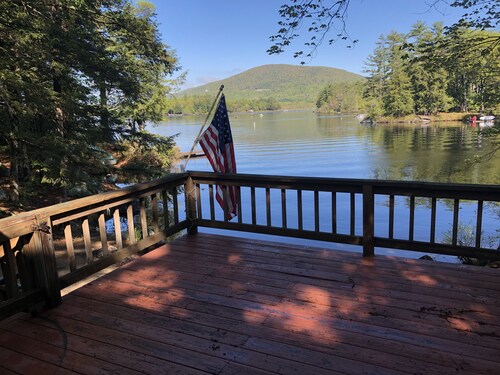 Winnespaukee lake front rental with private beach