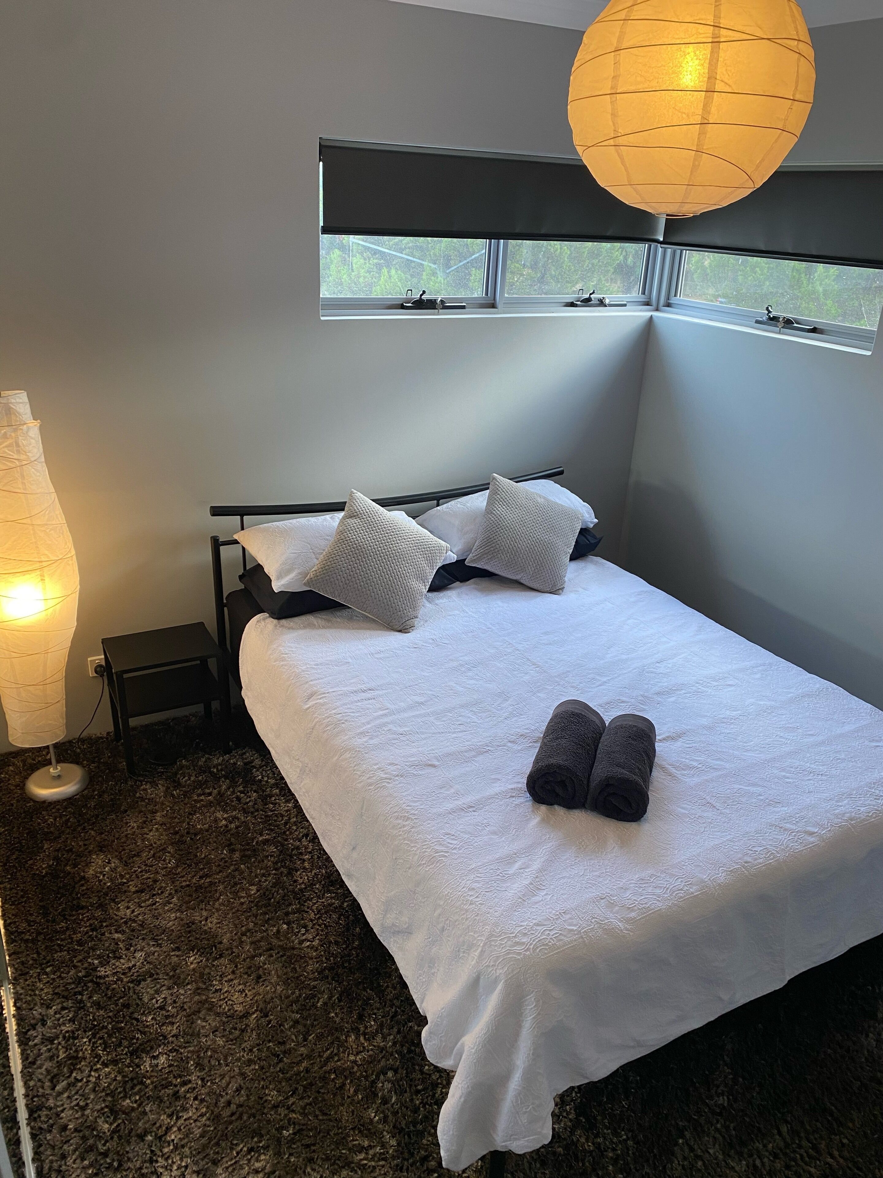 ULTRA STYLISH FREMANTLE AREA WALK TO THE BEACH — image 25