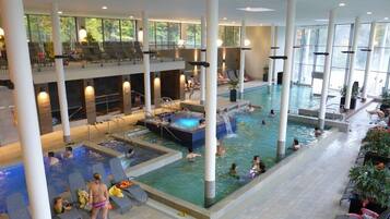 Massages thaĂŻs, massages