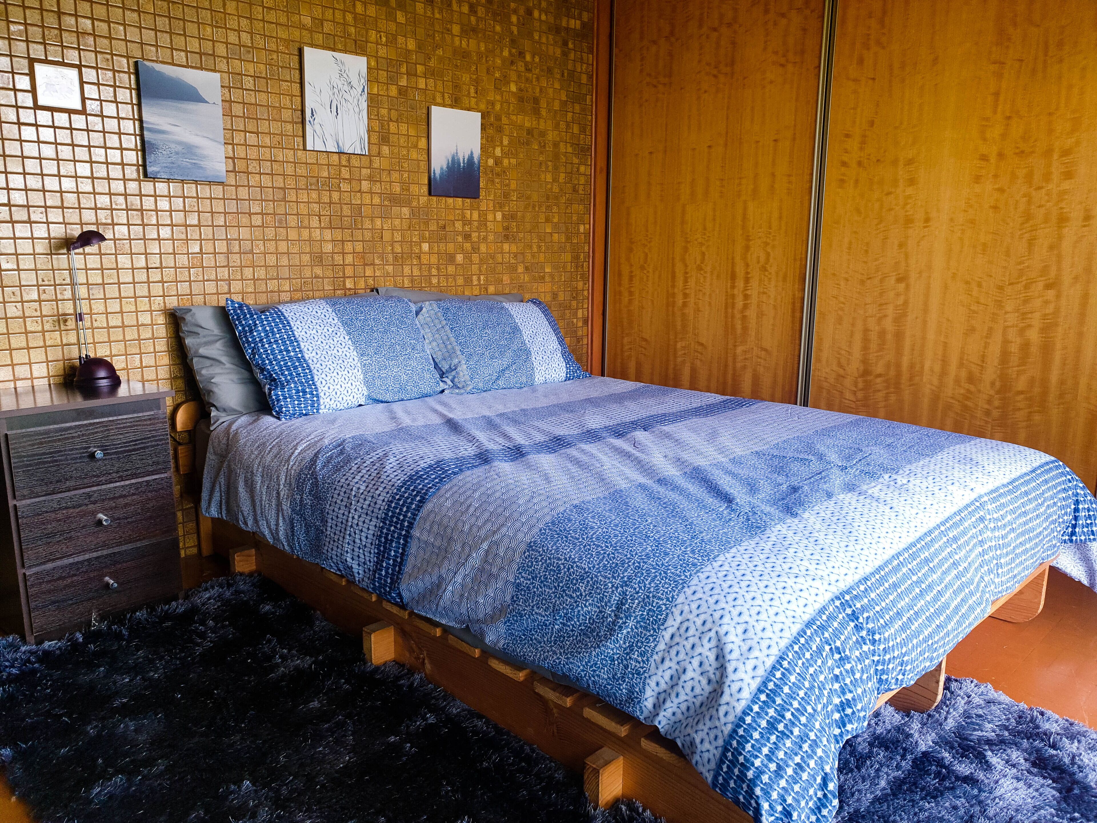 A 20 Acre private getaway with unforgettable views!