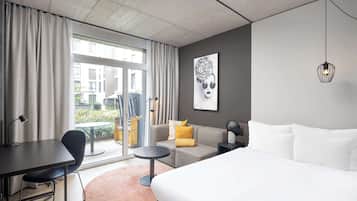 Suite estudio, no fumadores, terraza (Studio) | Ropa de cama de alta calidad y escritorio