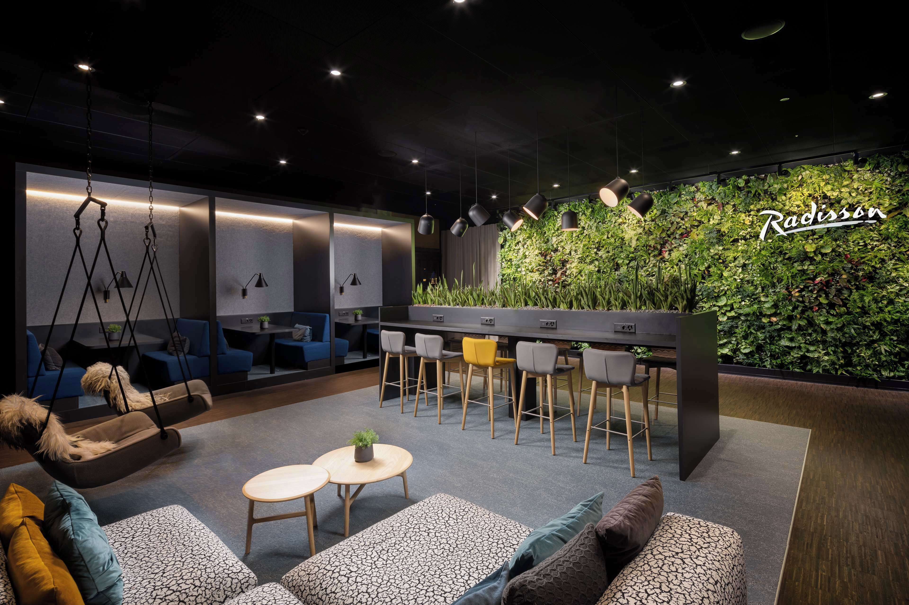 Photo - Radisson Hotel & Suites Zurich
