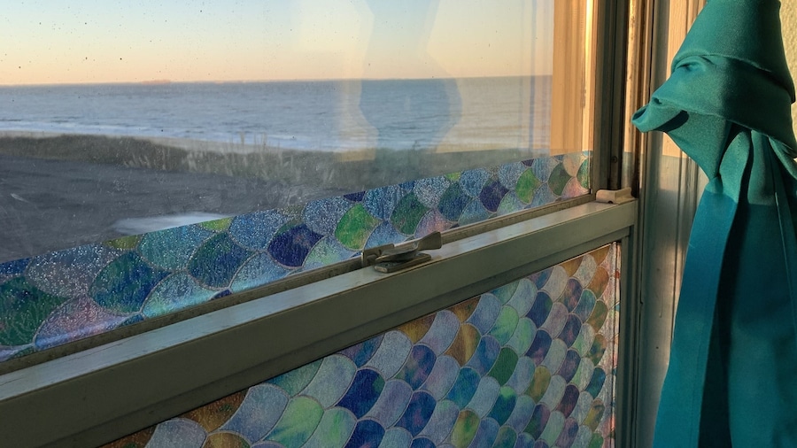 Rustic Rooftop Delight - Bay Front 2 Bedroom Apts by RedAwning