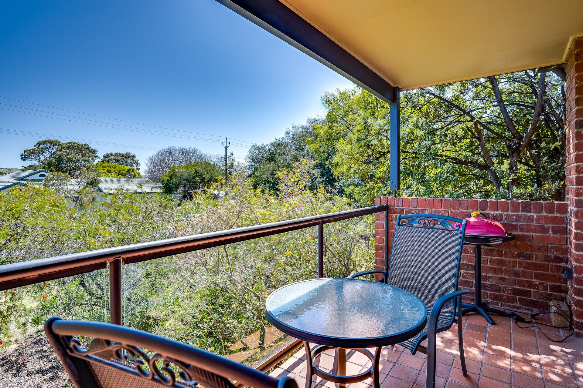 13/47-48 Franklin Pde  Linen Included - Waterfront — image 13