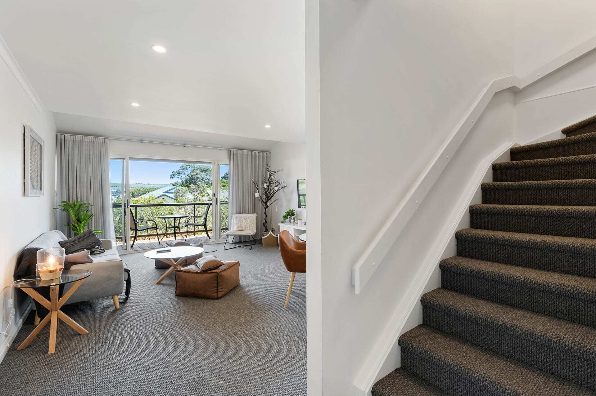 13/47-48 Franklin Pde  Linen Included - Waterfront — image 12
