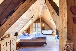 4 chambres, Wi-Fi gratuit, draps fournis