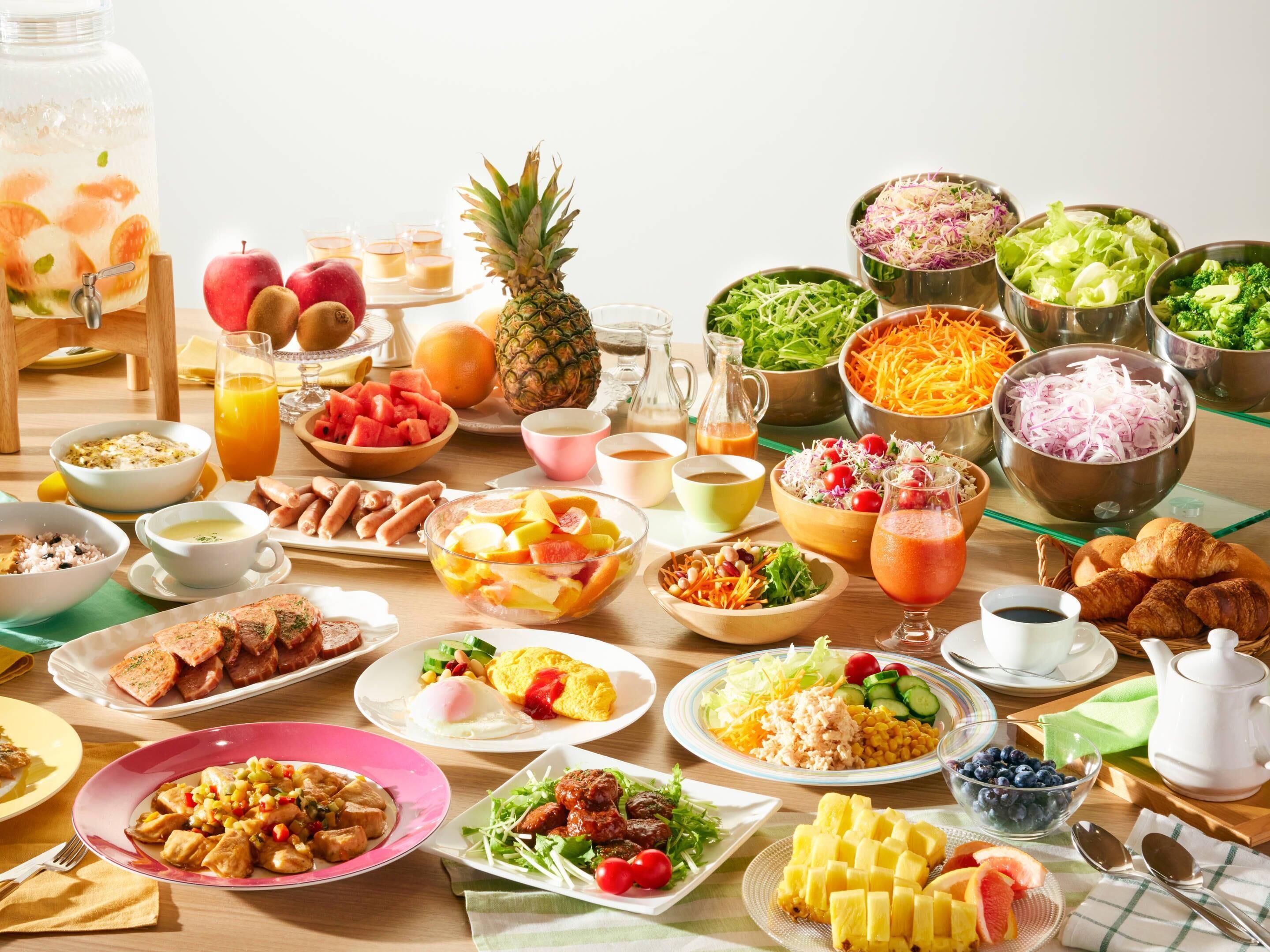 Desayuno buffet diario (JPY 1650 por persona)