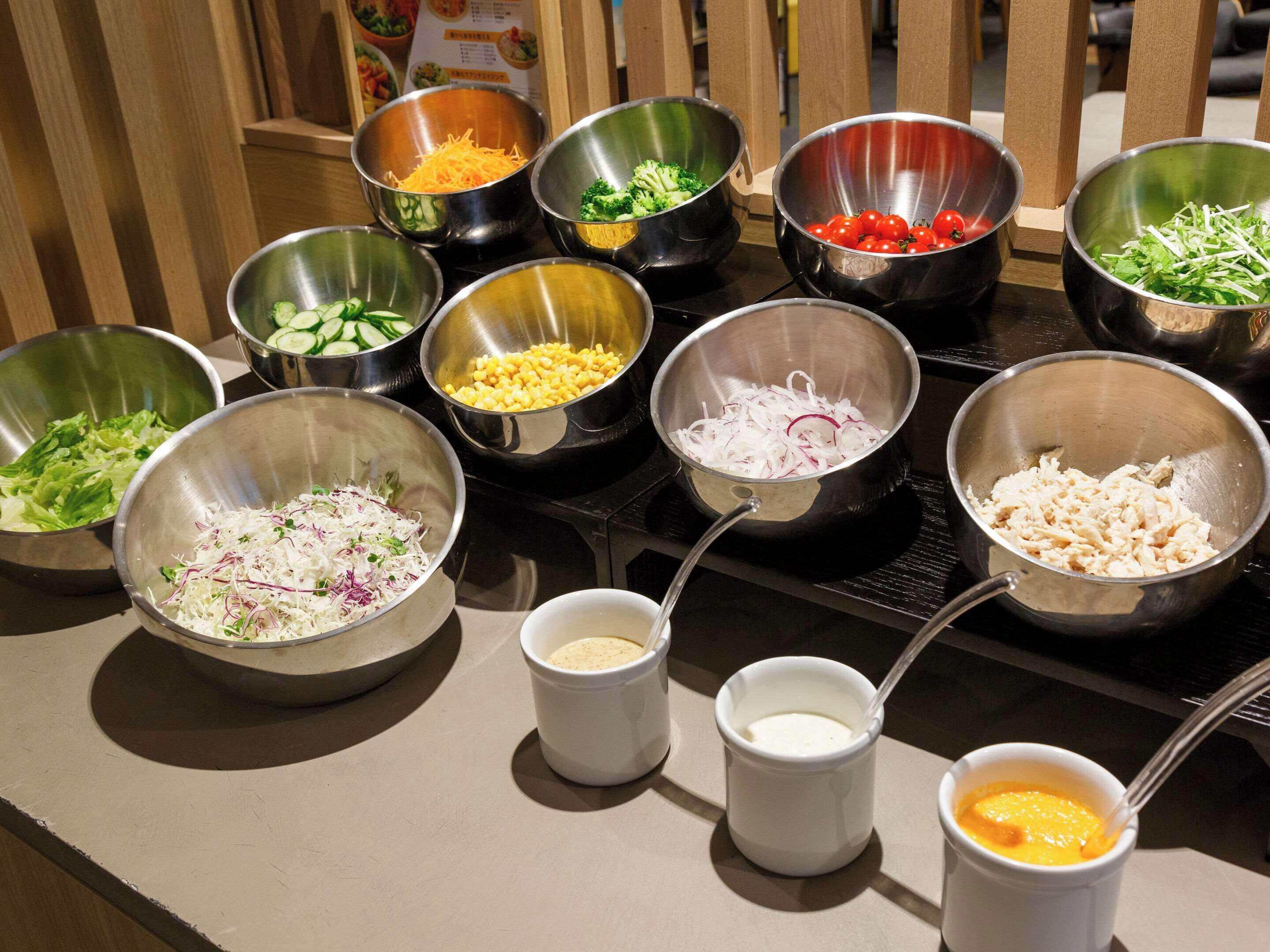 daily buffet breakfast (jpy 1650 per person)