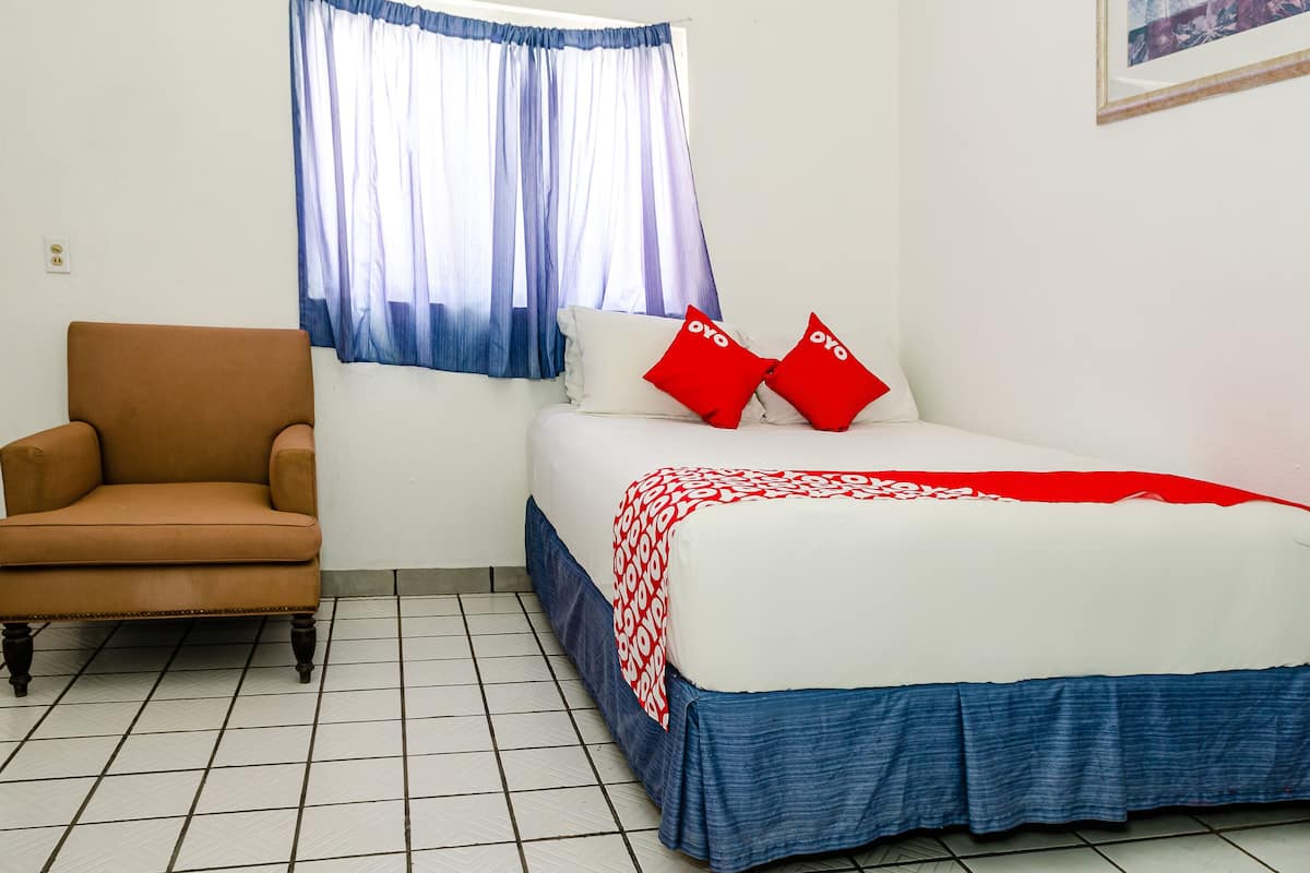 Soundproofing, free WiFi, bed sheets