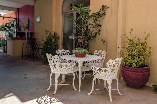 OYO Hotel Cabo Del Sur, Cabo San Lucas