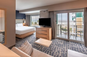 Studio, 1 King Bed with Sofa bed, Balcony, Oceanfront (Balcony, View) | Hypo-allergenic bedding, in-room safe, individually decorated