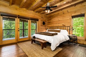 5 bedrooms, iron/ironing board, free WiFi, bed sheets