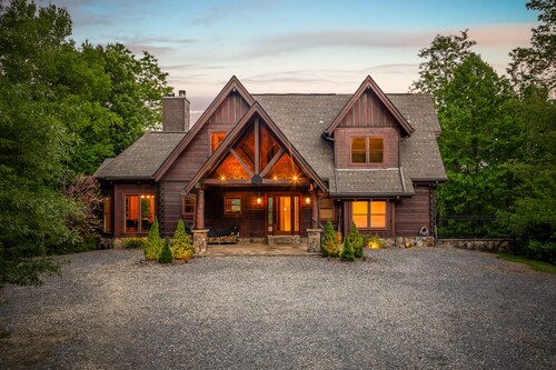 Secluded, Modern Cabin, Views, Lake, Private Dock, Now with High Speed WIFI