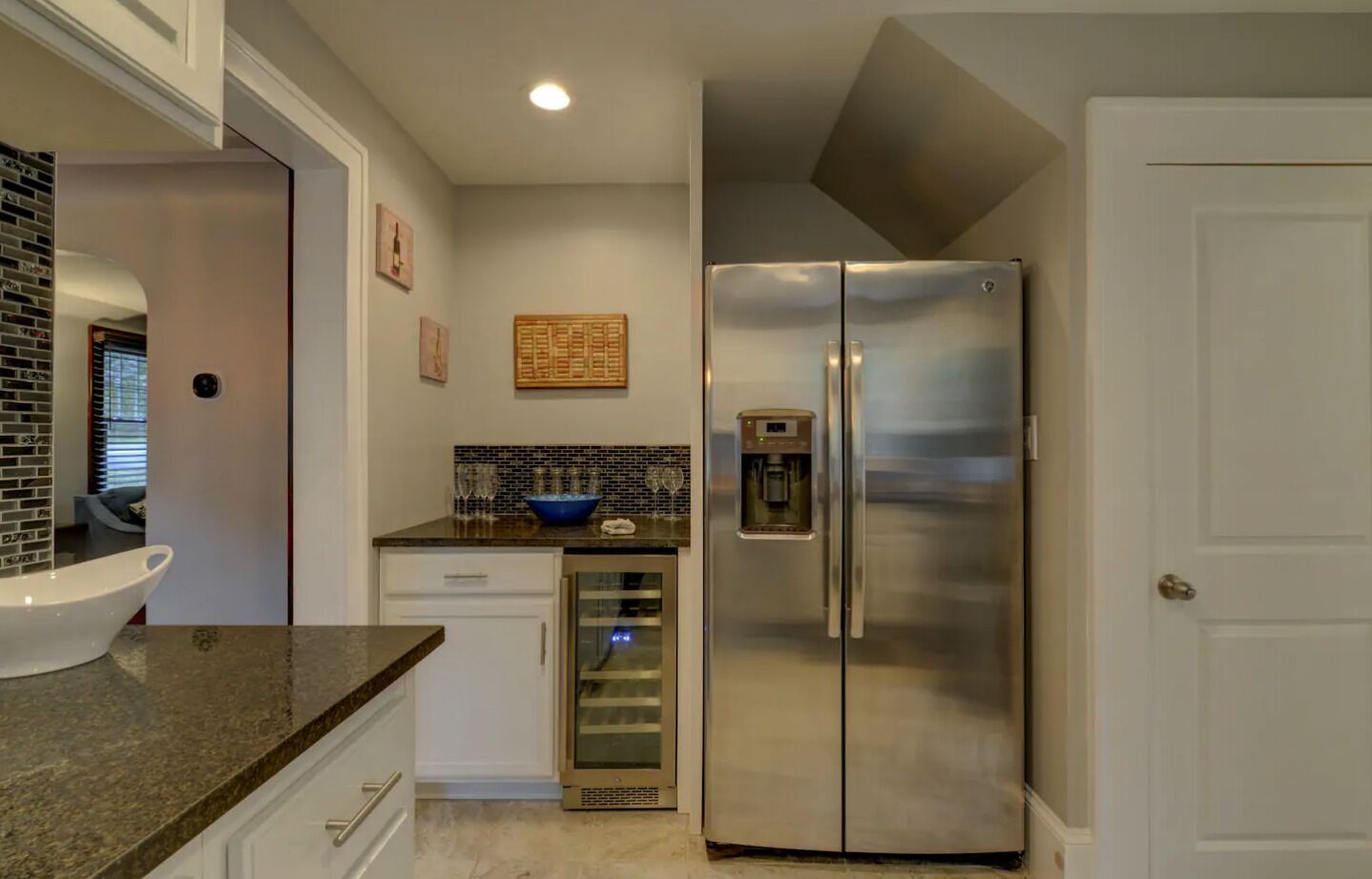 Pocono Getaway / Hot Tub / Fire Pit / Volleyball / Billiards / Ping Pong / Poker