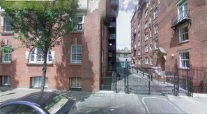 Unclassified image, 2 of 11, button - Modern Comfort 2 BDR Wifi Bayswater (London)