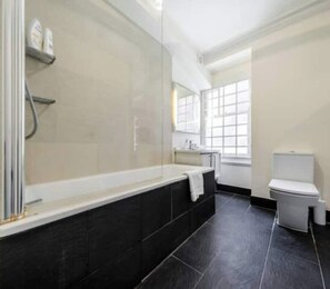 Unclassified image, 4 of 11, button - Modern Comfort 2 BDR Wifi Bayswater (London)