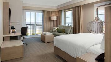 Hypo-allergenic bedding, down duvets, minibar, in-room safe
