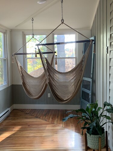 Peaceful Lakeview Cottage near Ski Resorts