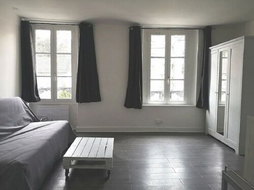 Studio Haut de Gamme tt confort cœur de ville Riom