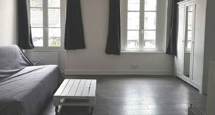 Studio Haut de Gamme tt confort cĆur de ville Riom