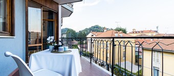 Blue Wave Apartment [ Arona - Lago Maggiore]