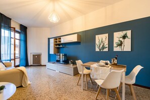 Smart TV, offices
