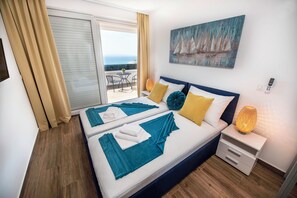 4 Schlafzimmer, Zimmersafe, Bügeleisen/Bügelbrett, kostenloses WLAN